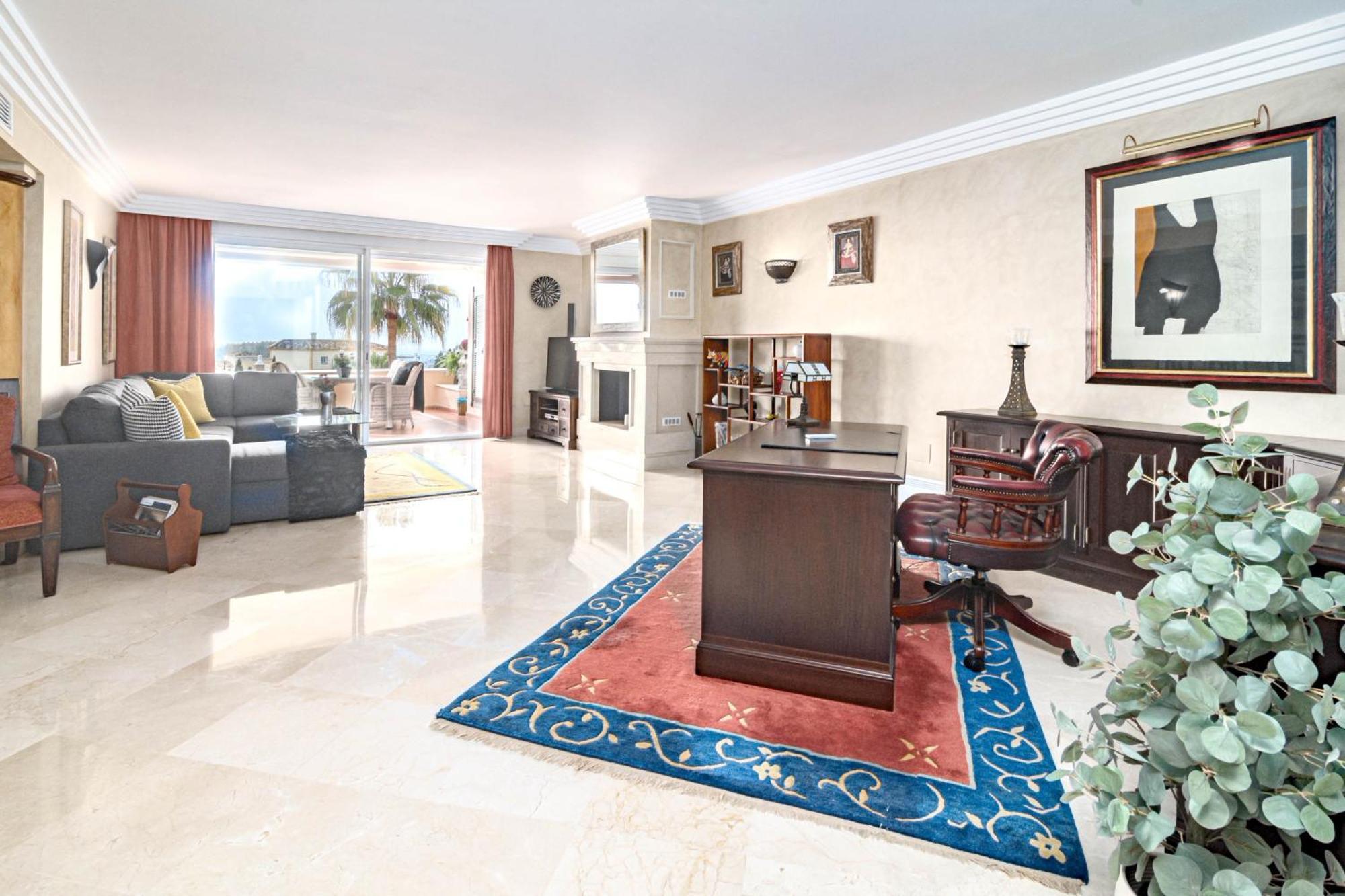 Albatross Hill 6-1b Apartment Marbella